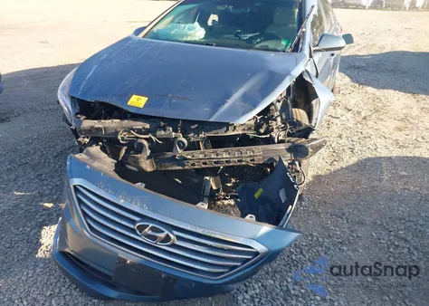 2017 Hyundai Sonata Se z USA, uszkodzony, nr VIN 5NPE24AF1HH505263